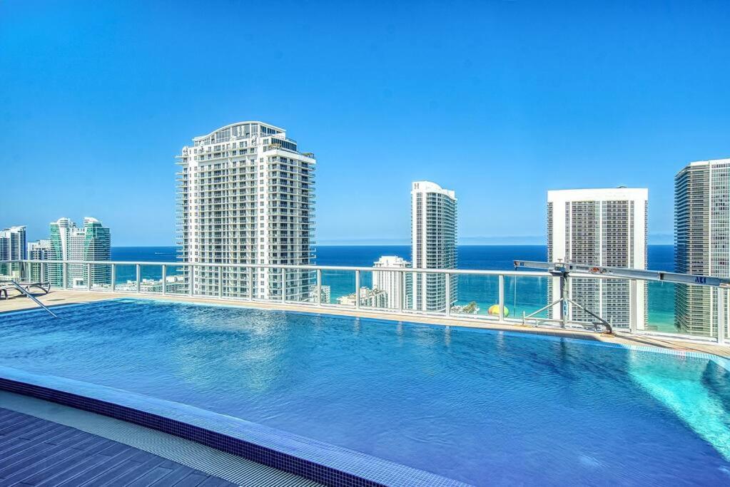 High-Floor Oceanview Apartment ハランデール・ビーチ エクステリア 写真